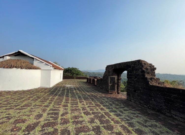 Sanquelim Fort, North Goa, Goa - Vushii.com